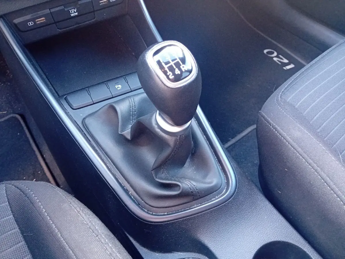 Hyundai i20 usata a Pordenone (17)