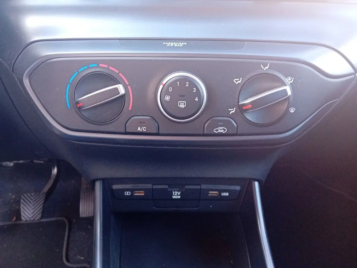 Hyundai i20 usata a Pordenone (18)