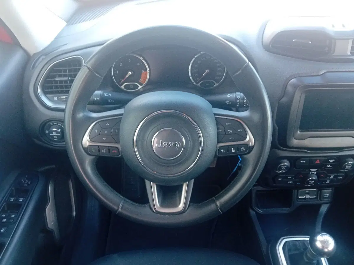 Jeep Renegade usata a Pordenone (13)
