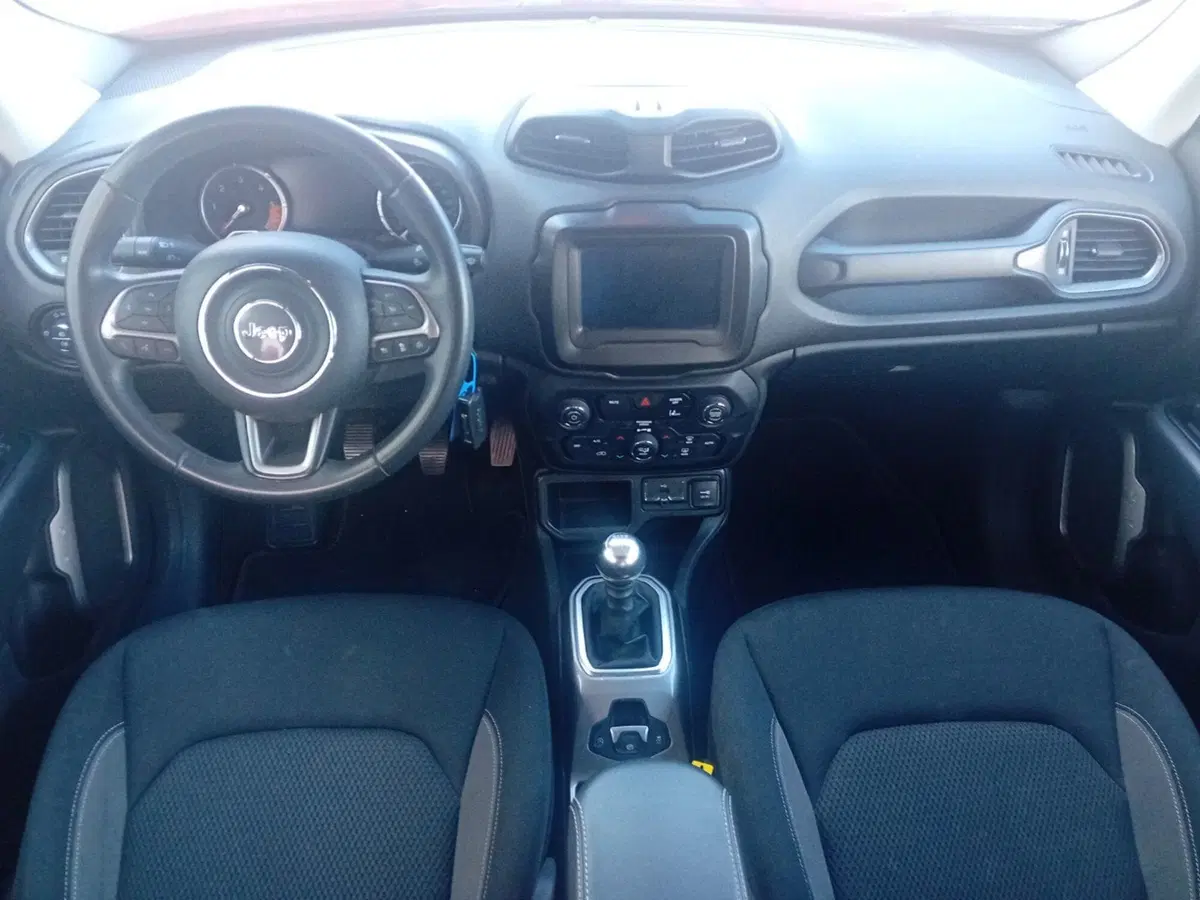 Jeep Renegade usata a Pordenone (14)