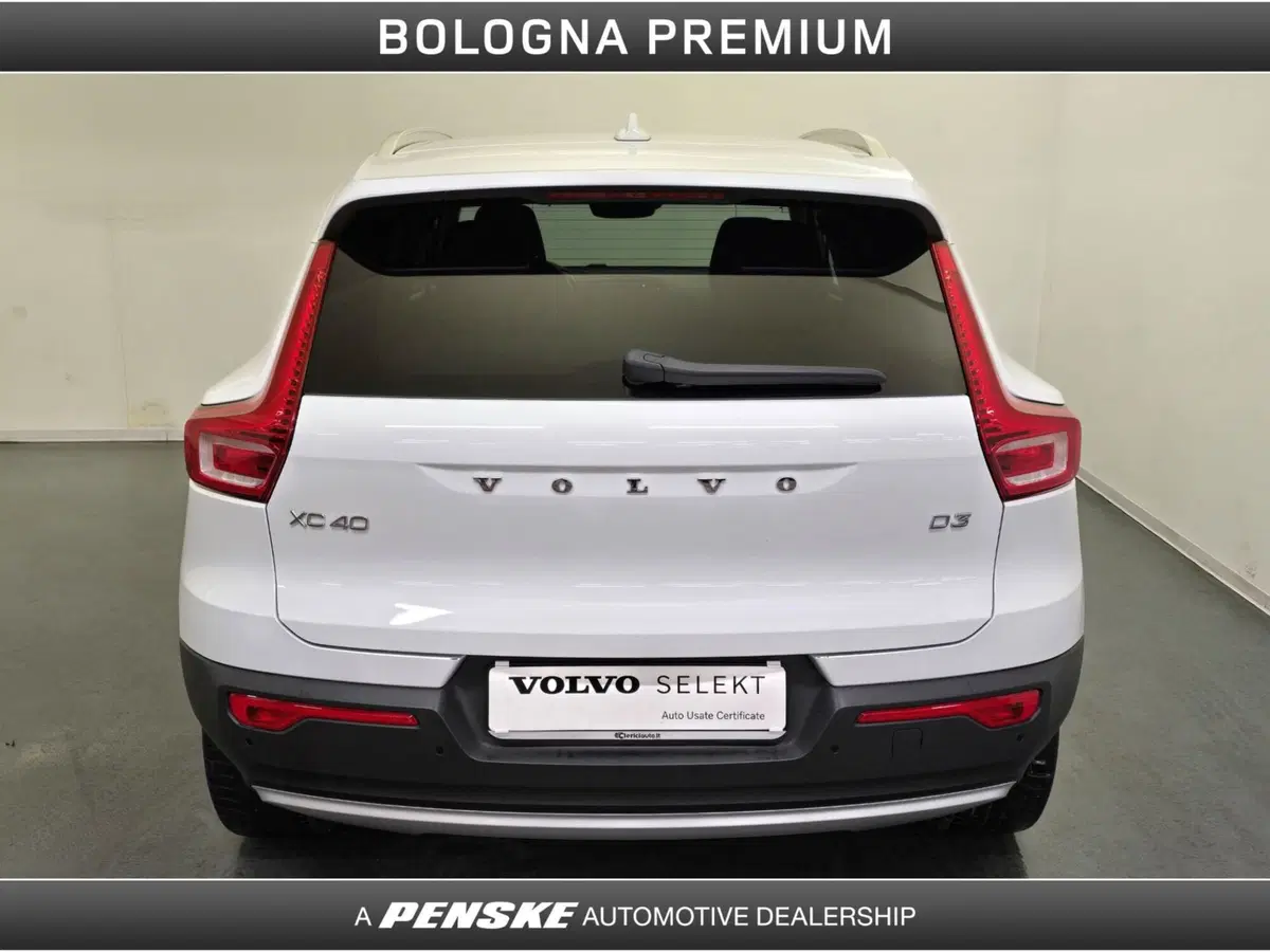 Volvo XC40 usata a Bologna (7)