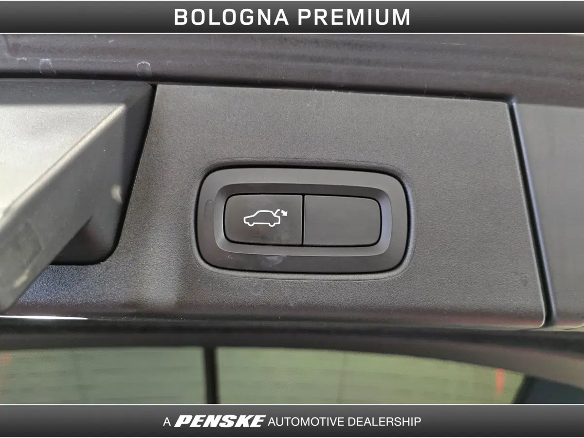 Volvo V90 Cross Country usata a Bologna (11)