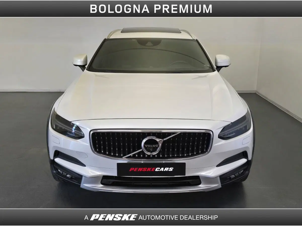 Volvo V90 Cross Country usata a Bologna (8)