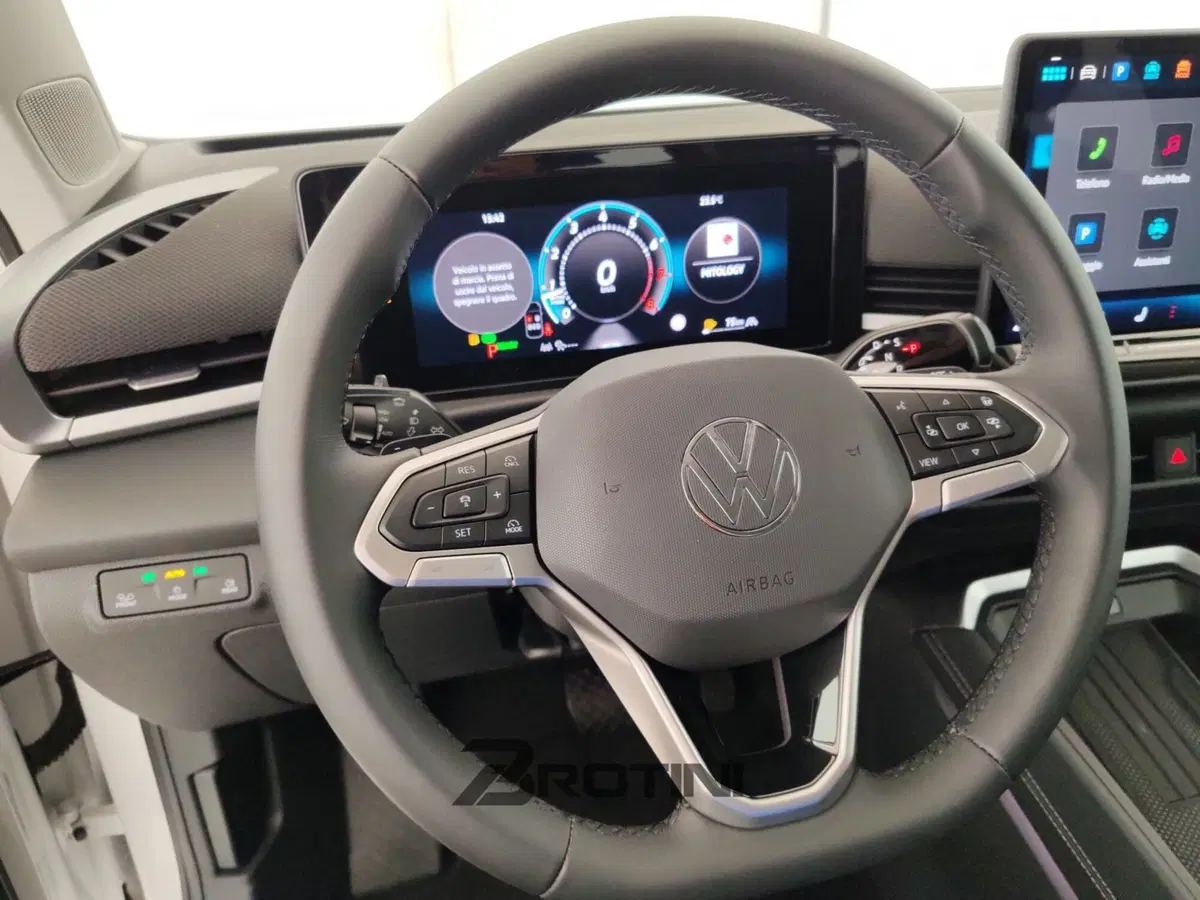 Volkswagen T-Roc nuova a Massa-Carrara (16)