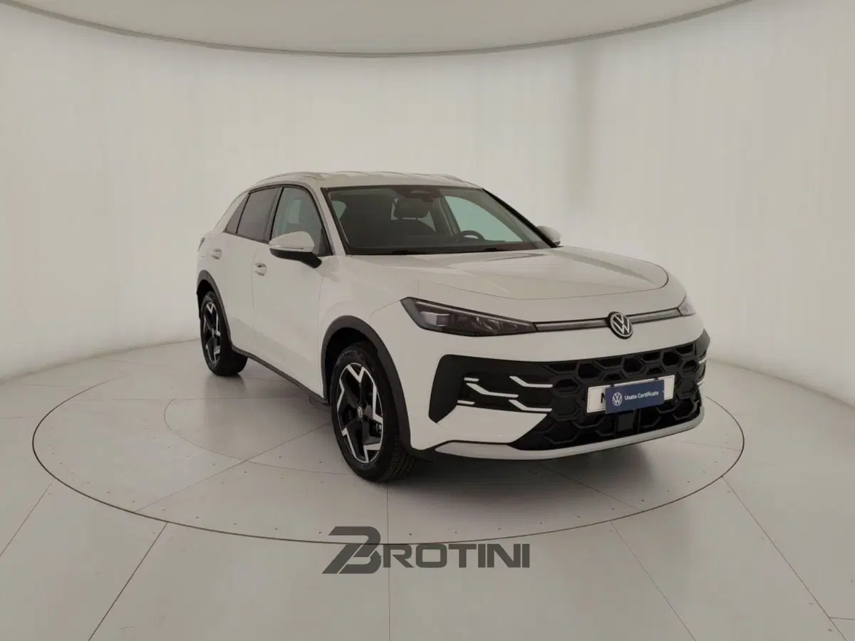 Volkswagen T-Roc nuova a Massa-Carrara (4)