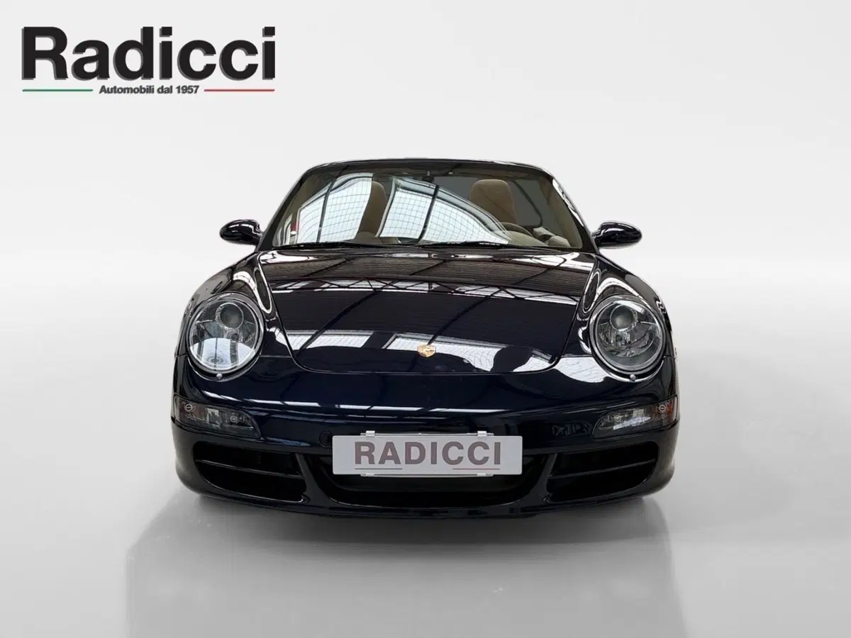 Porsche 911 Cabrio usata a Bari (4)