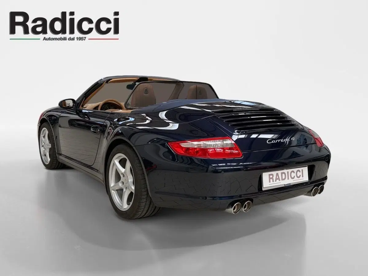 Porsche 911 Cabrio usata a Bari (6)
