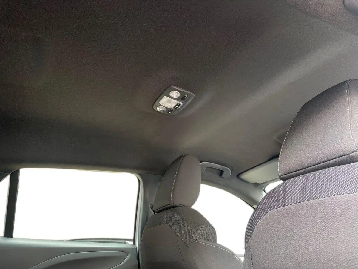Opel Corsa nuova a Salerno (17)