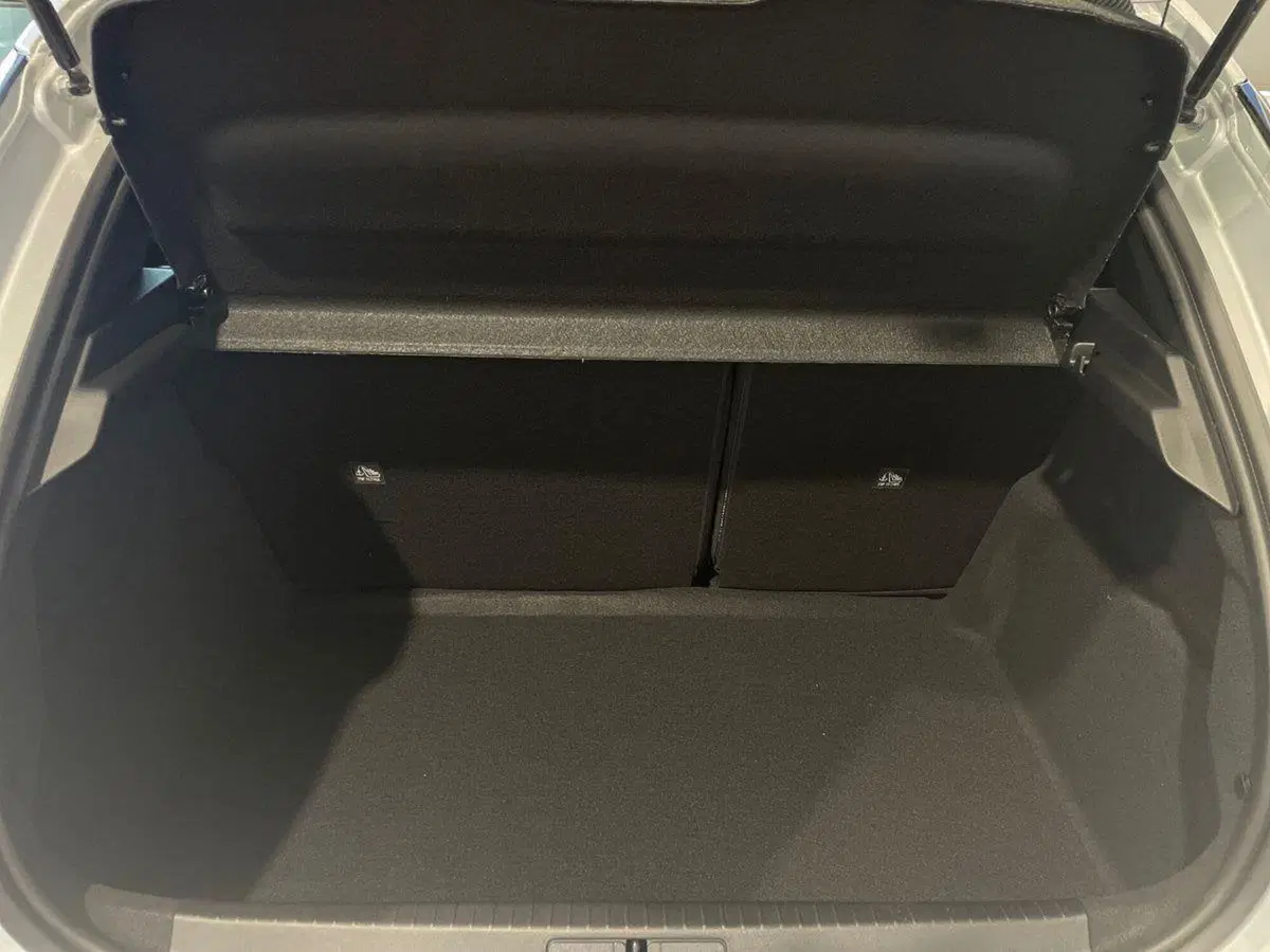 Opel Corsa nuova a Salerno (7)