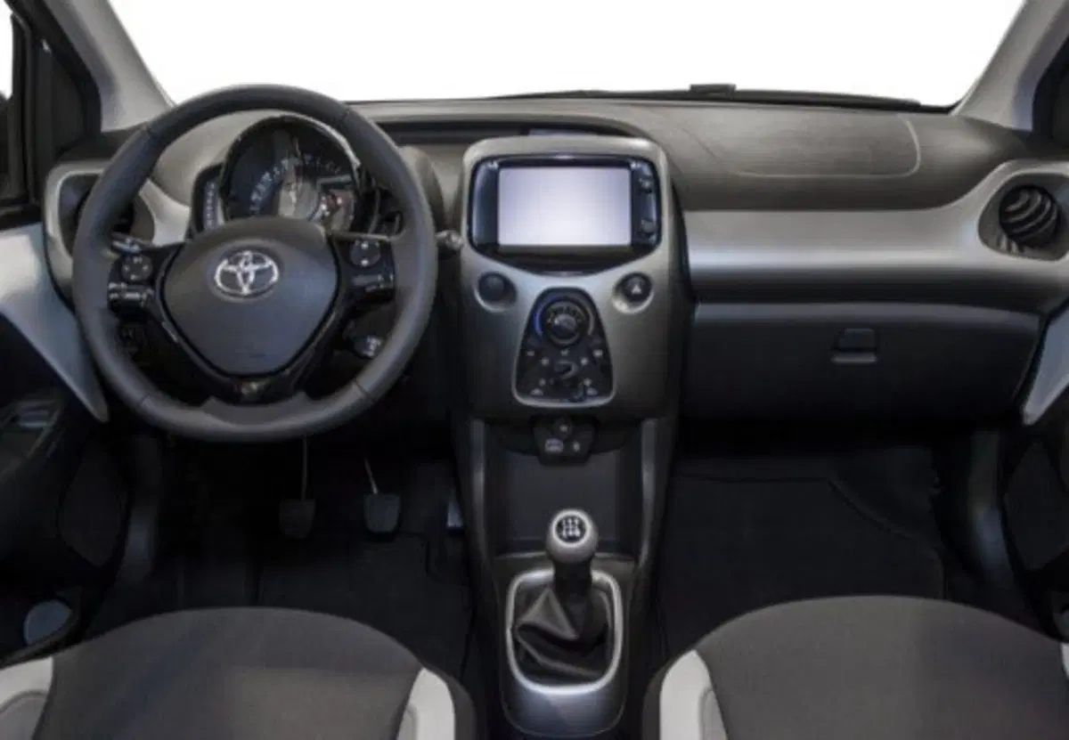 Toyota Aygo usata a Palermo (9)