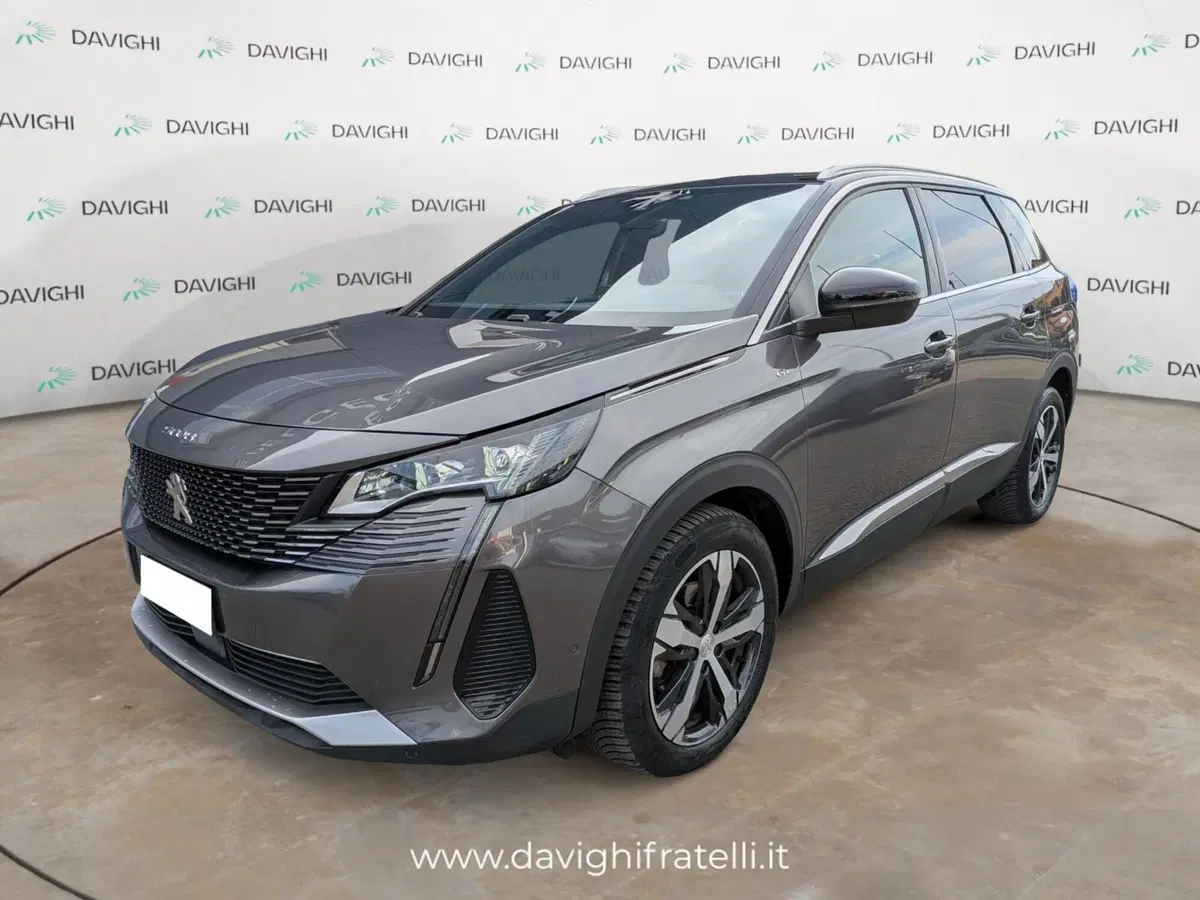 Peugeot 5008 usata a Cremona