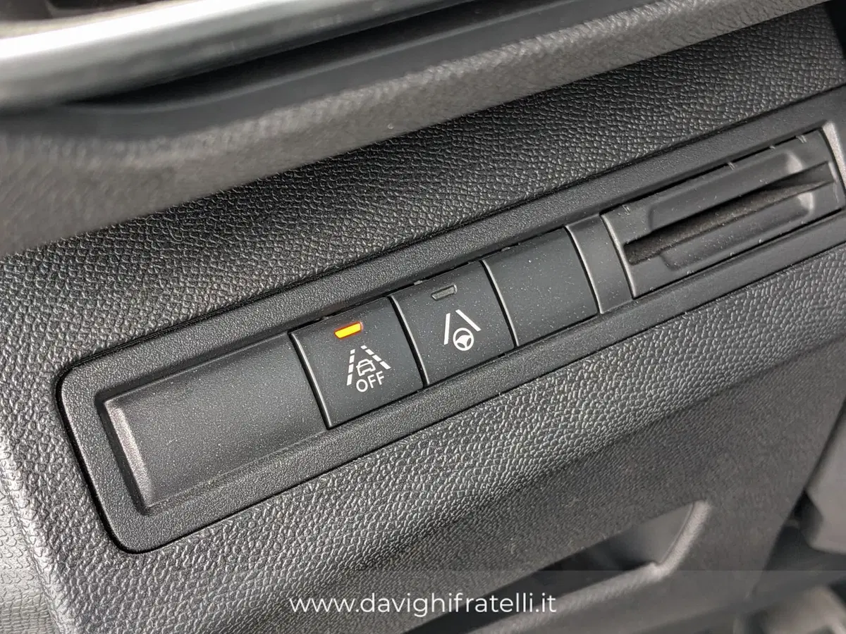 Peugeot 5008 usata a Cremona (16)