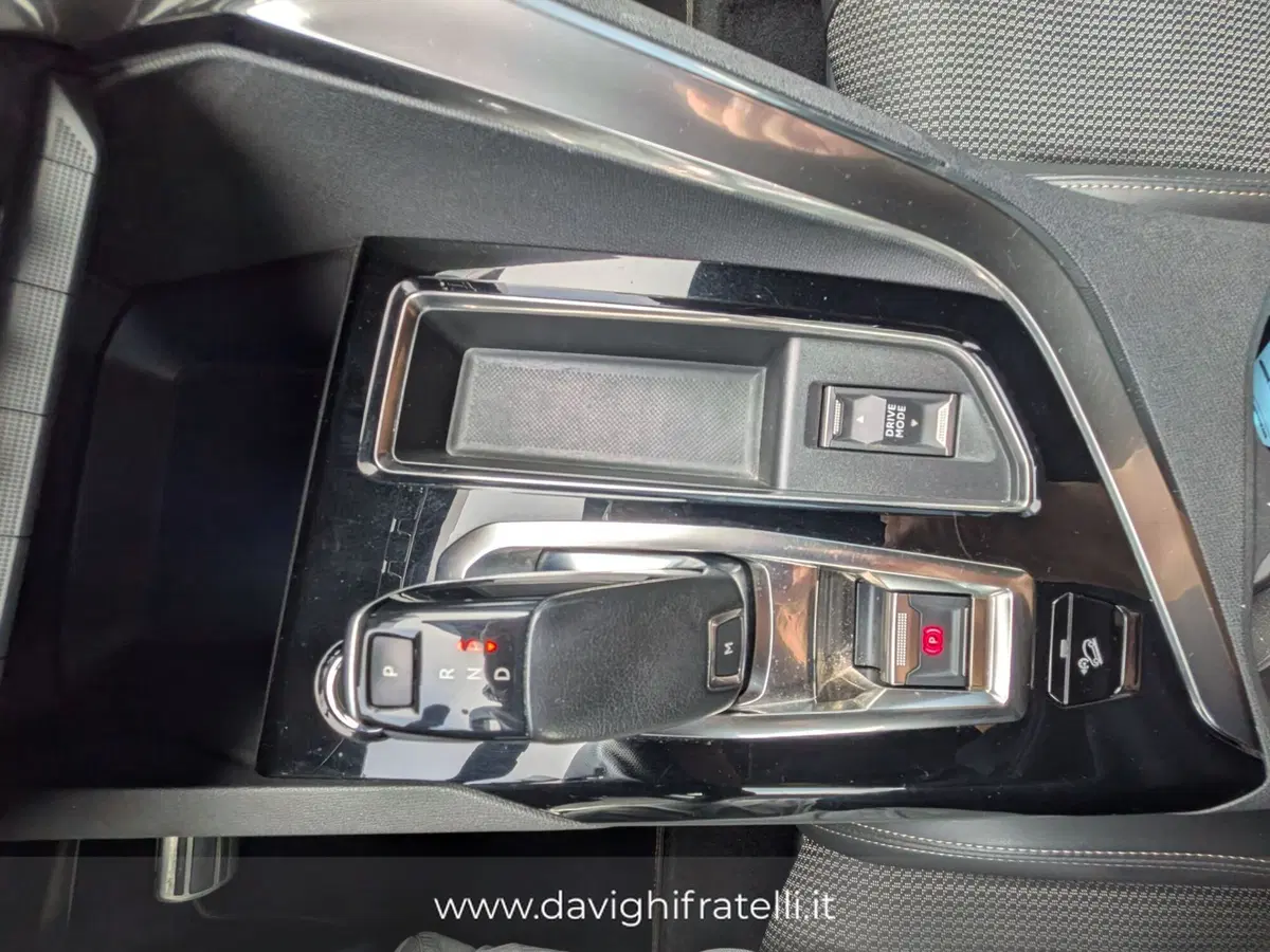 Peugeot 5008 usata a Cremona (19)