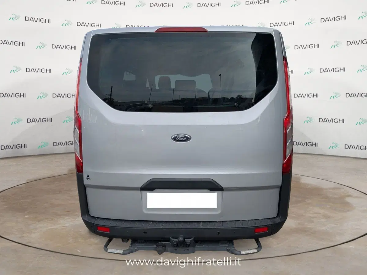 Ford Tourneo Custom usata a Cremona (4)