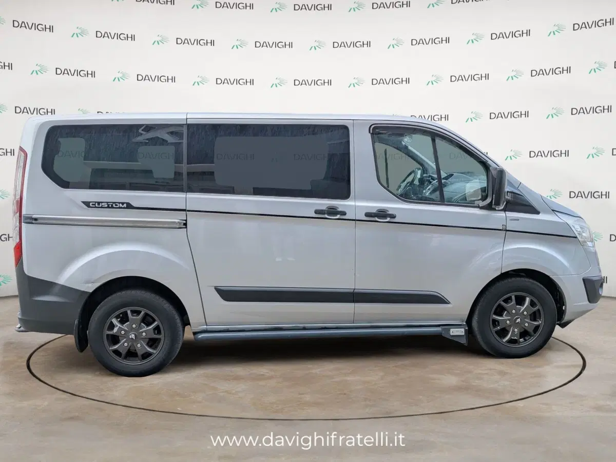 Ford Tourneo Custom usata a Cremona (6)