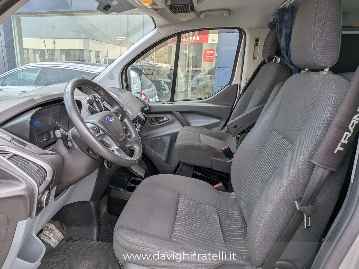 Ford Tourneo Custom usata a Cremona (9)