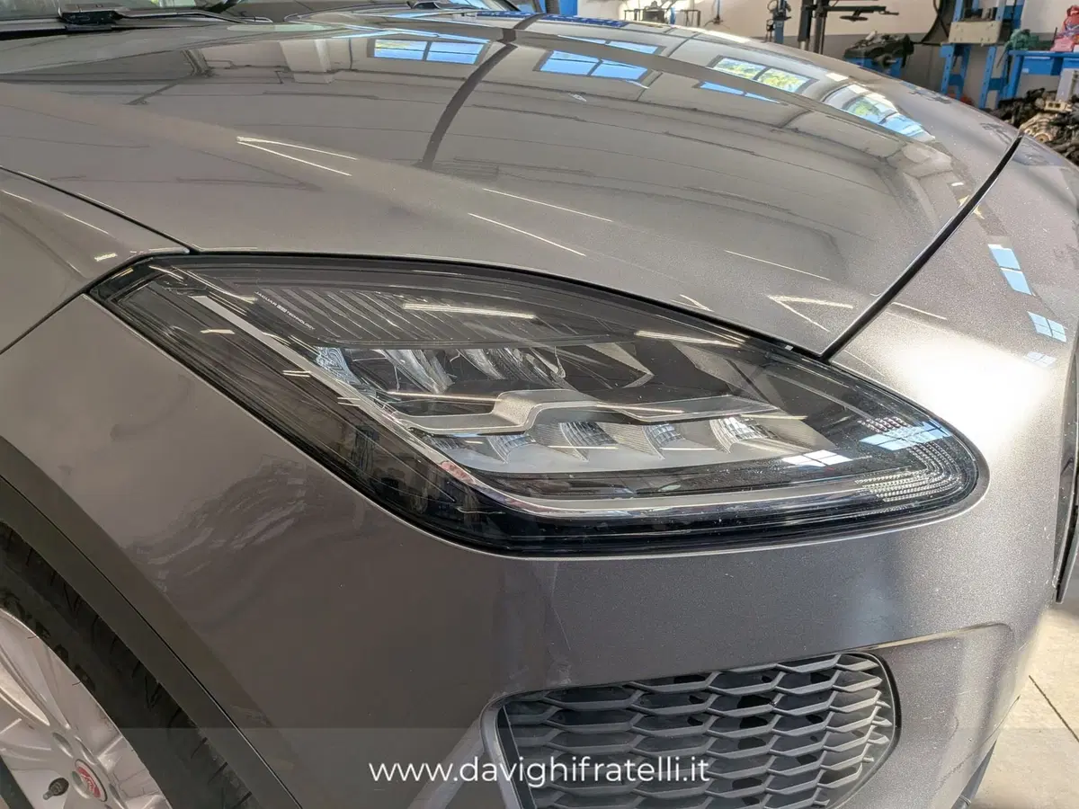 Jaguar E-Pace usata a Cremona (10)