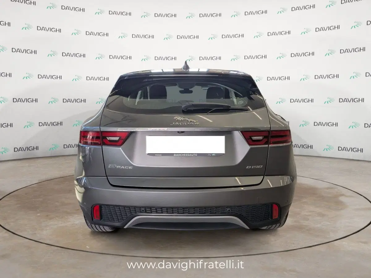 Jaguar E-Pace usata a Cremona (4)