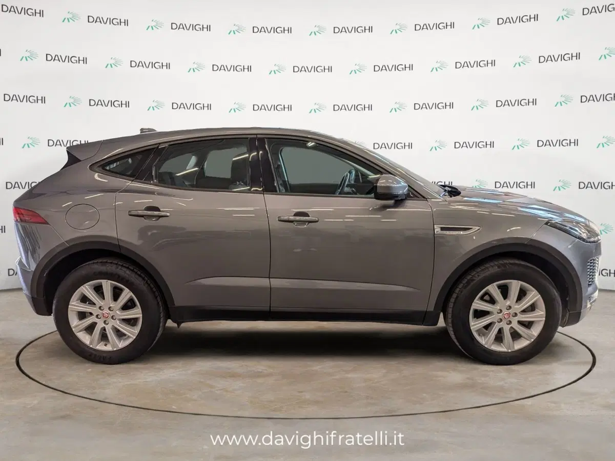 Jaguar E-Pace usata a Cremona (6)