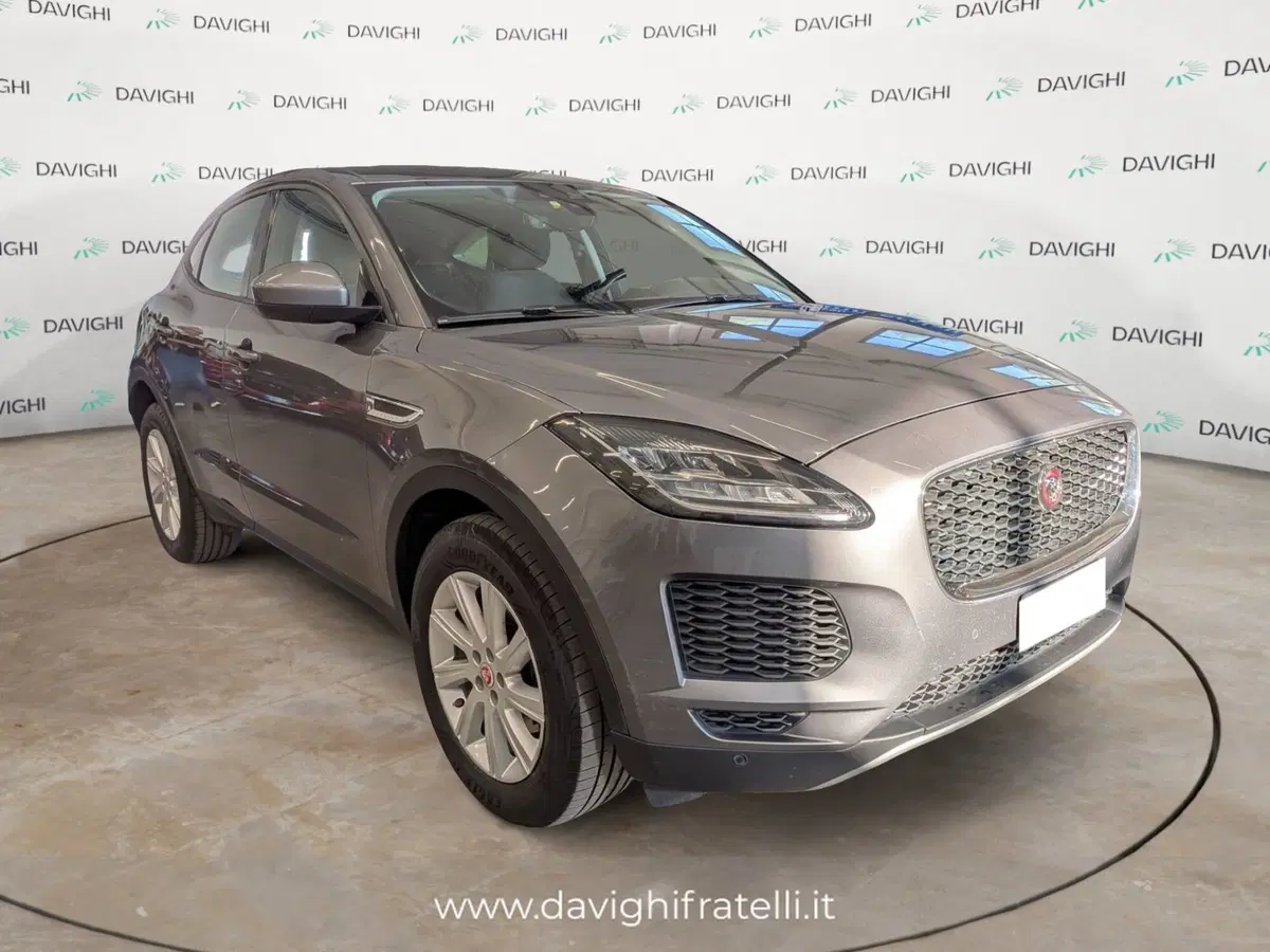 Jaguar E-Pace usata a Cremona (7)