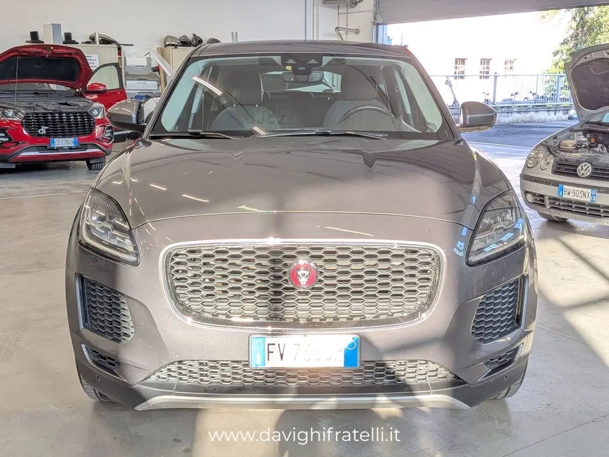 Jaguar E-Pace usata a Cremona (8)