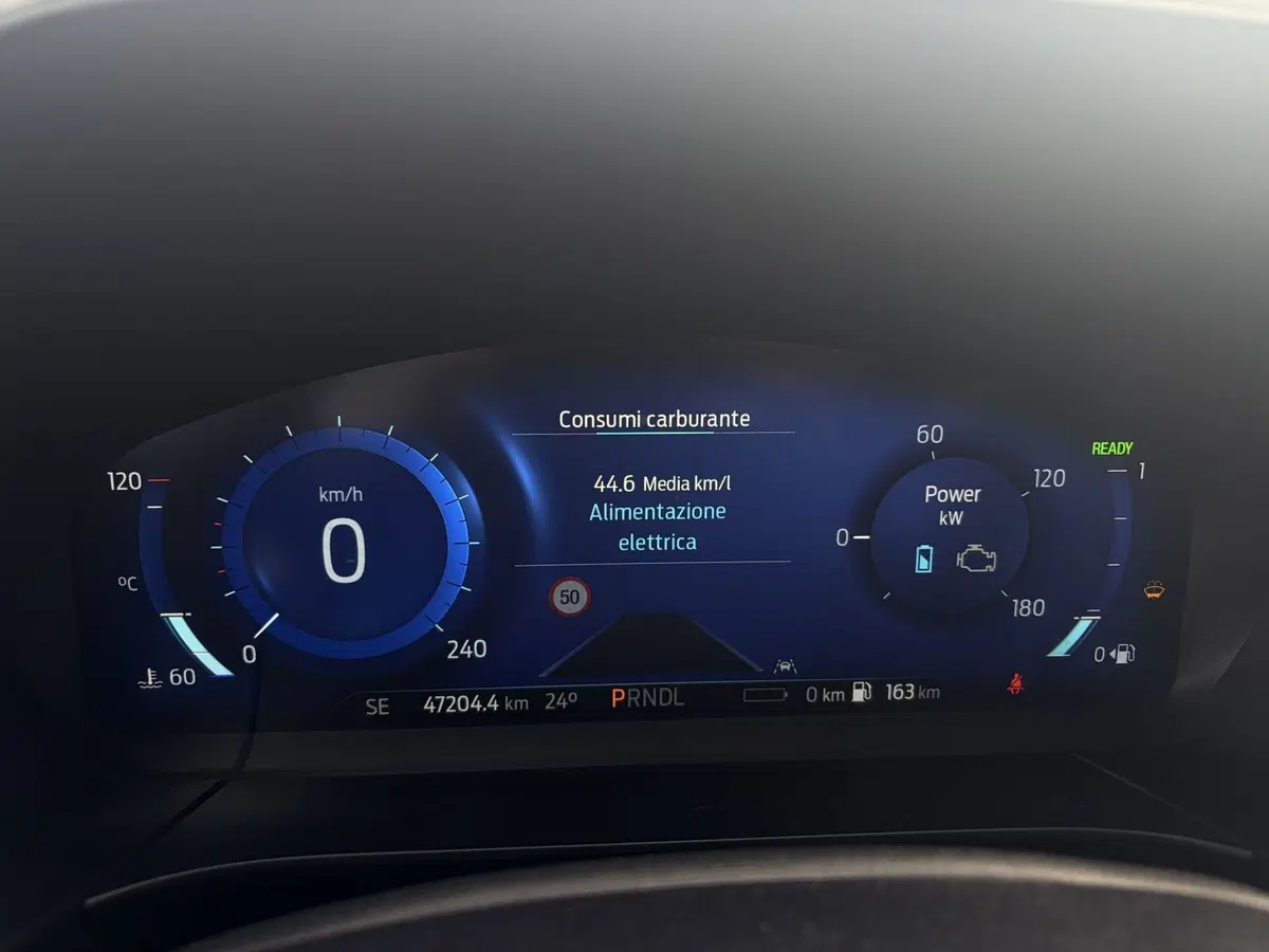 Ford Kuga usata a Vercelli (14)