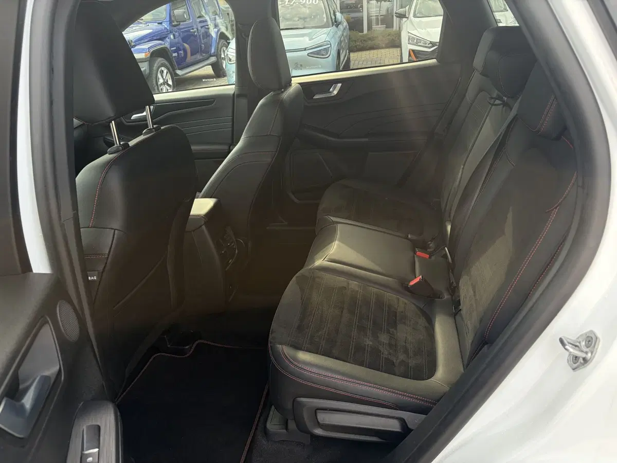 Ford Kuga usata a Vercelli (6)