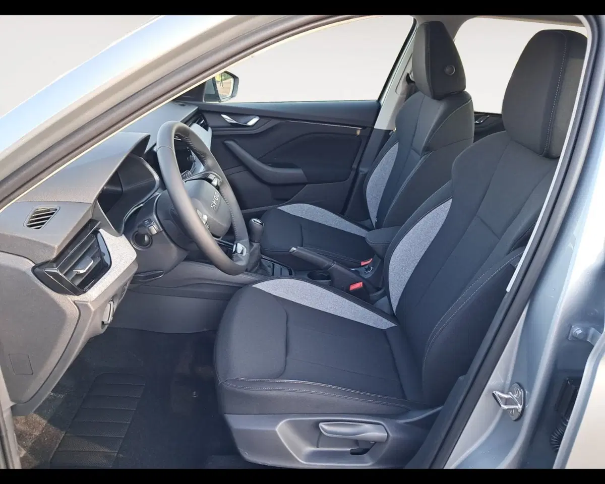 Skoda Kamiq nuova a Ravenna (9)