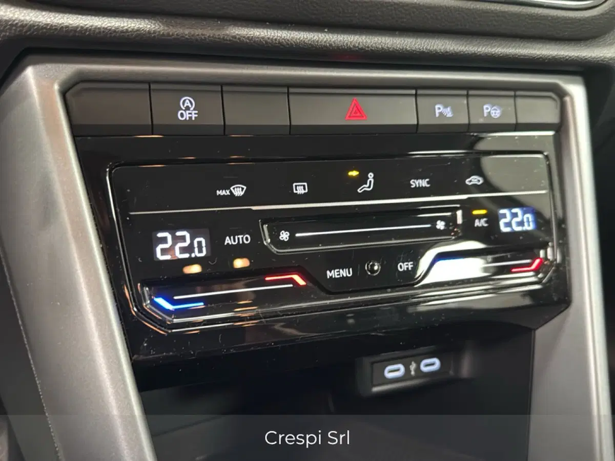 Volkswagen T-Roc usata a Varese (15)