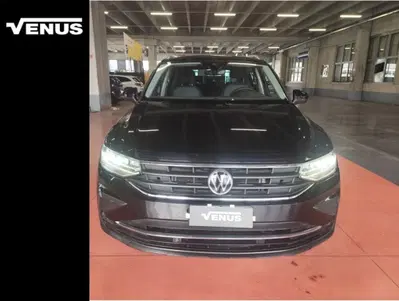 Volkswagen Tiguan 2.0 tdi Elegance 150cv dsg del 2021 usata a Milano