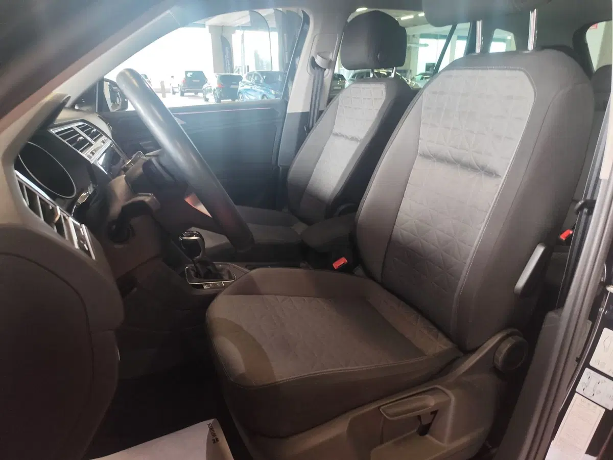 Volkswagen Tiguan usata a Milano (16)