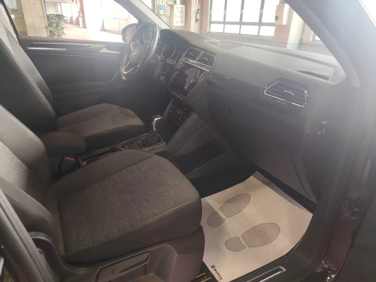 Volkswagen Tiguan usata a Milano (19)