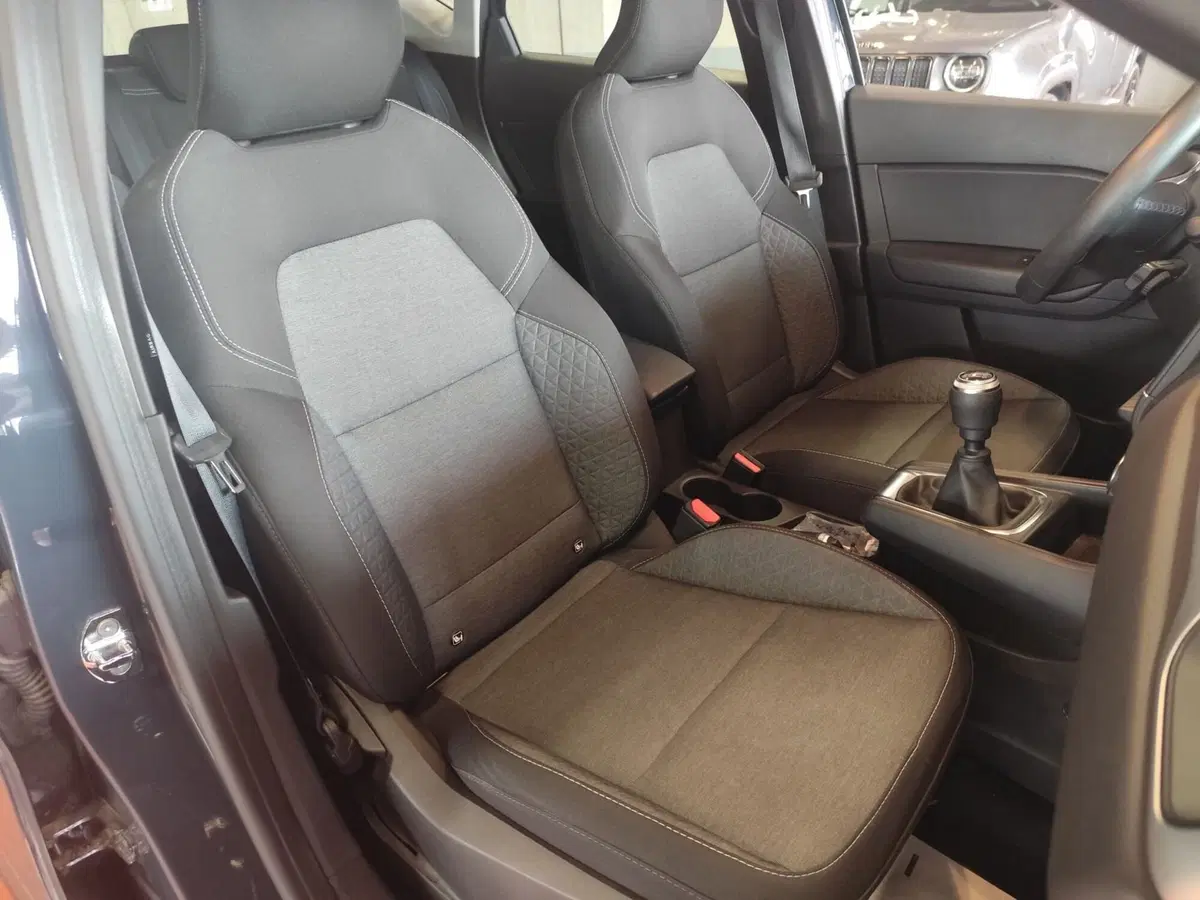 Renault Captur usata a Milano (14)