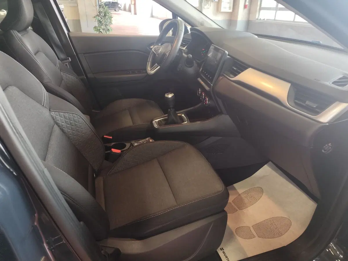 Renault Captur usata a Milano (15)