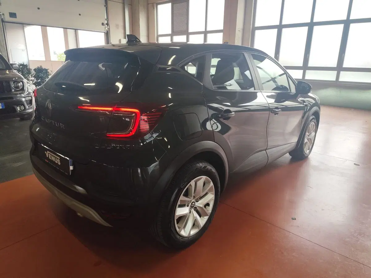 Renault Captur usata a Milano (6)