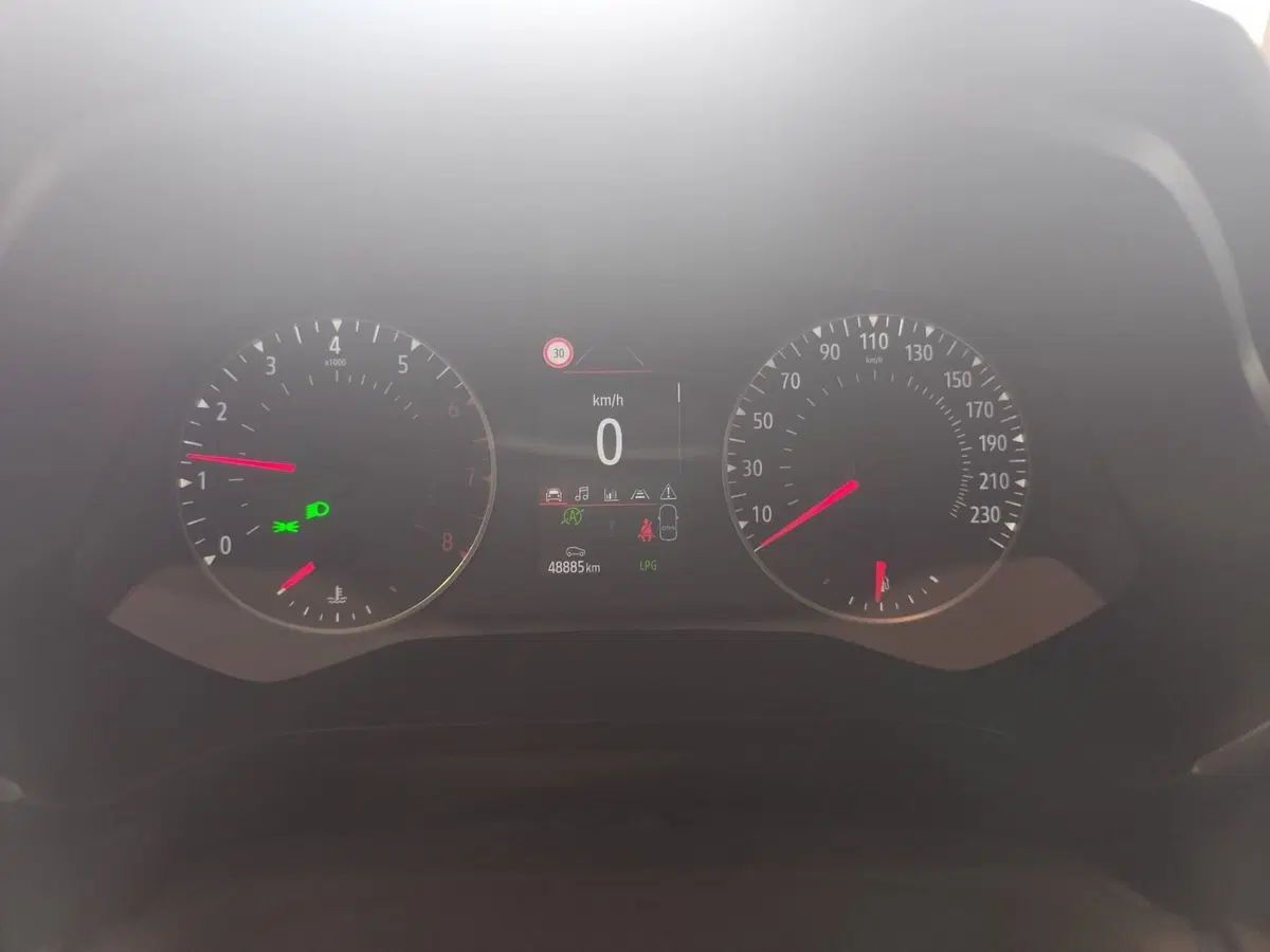 Renault Captur usata a Milano (9)