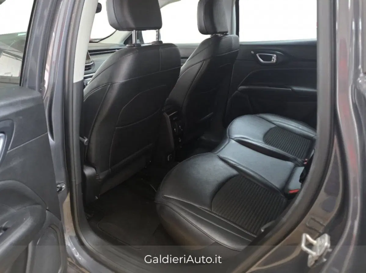 Jeep Compass usata a Salerno (7)