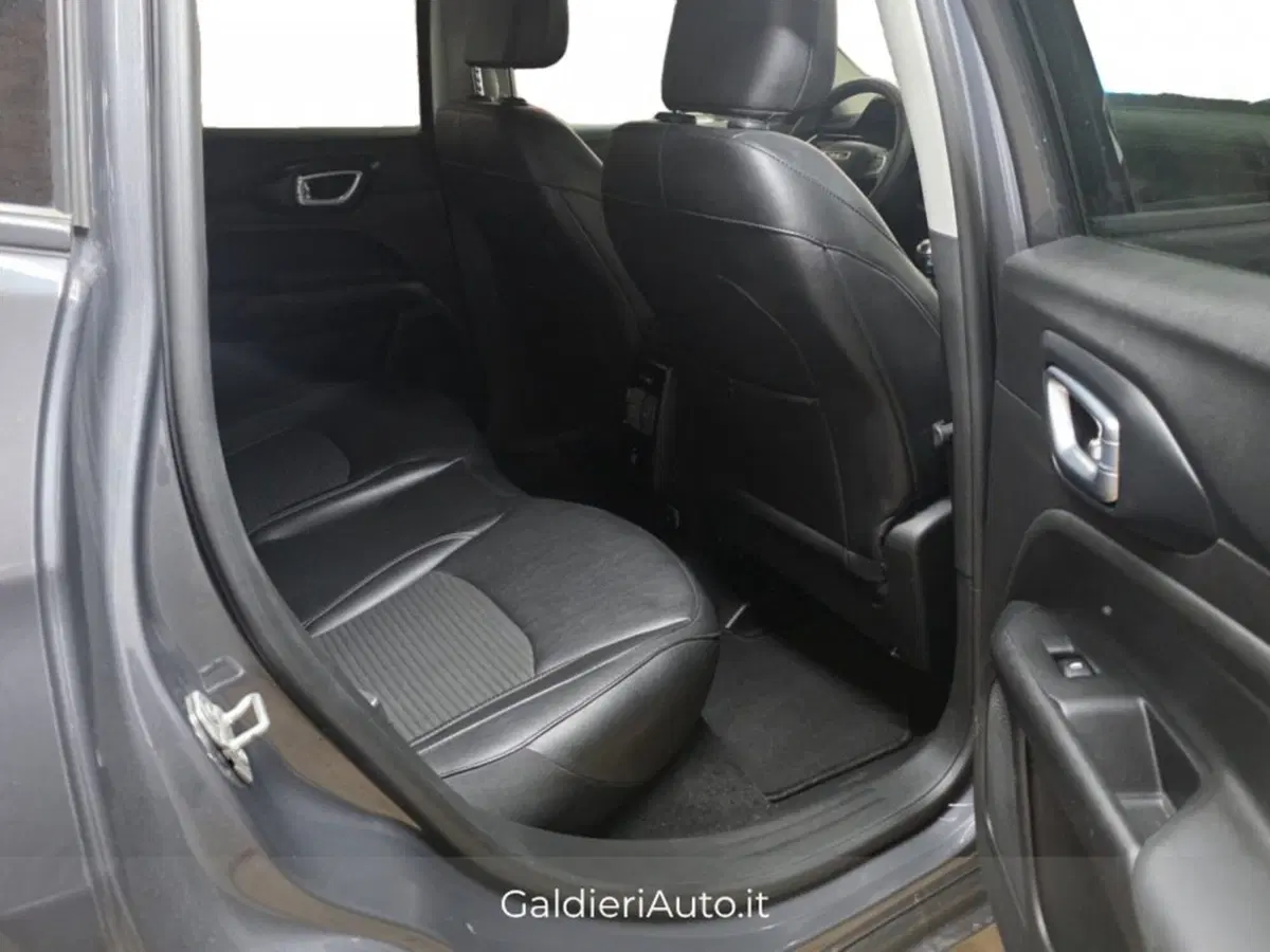 Jeep Compass usata a Salerno (8)