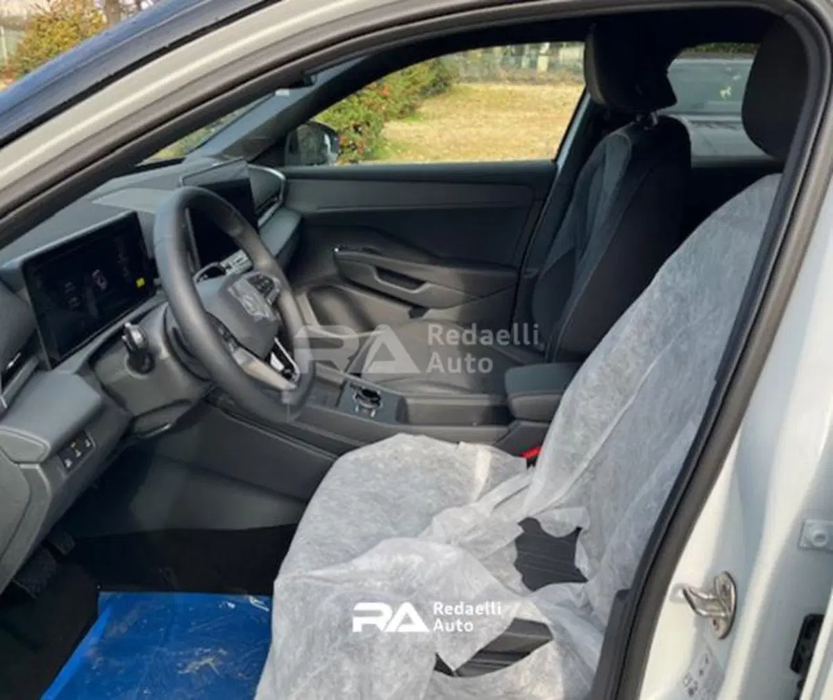 Volkswagen T-Roc nuova a Lecco (5)