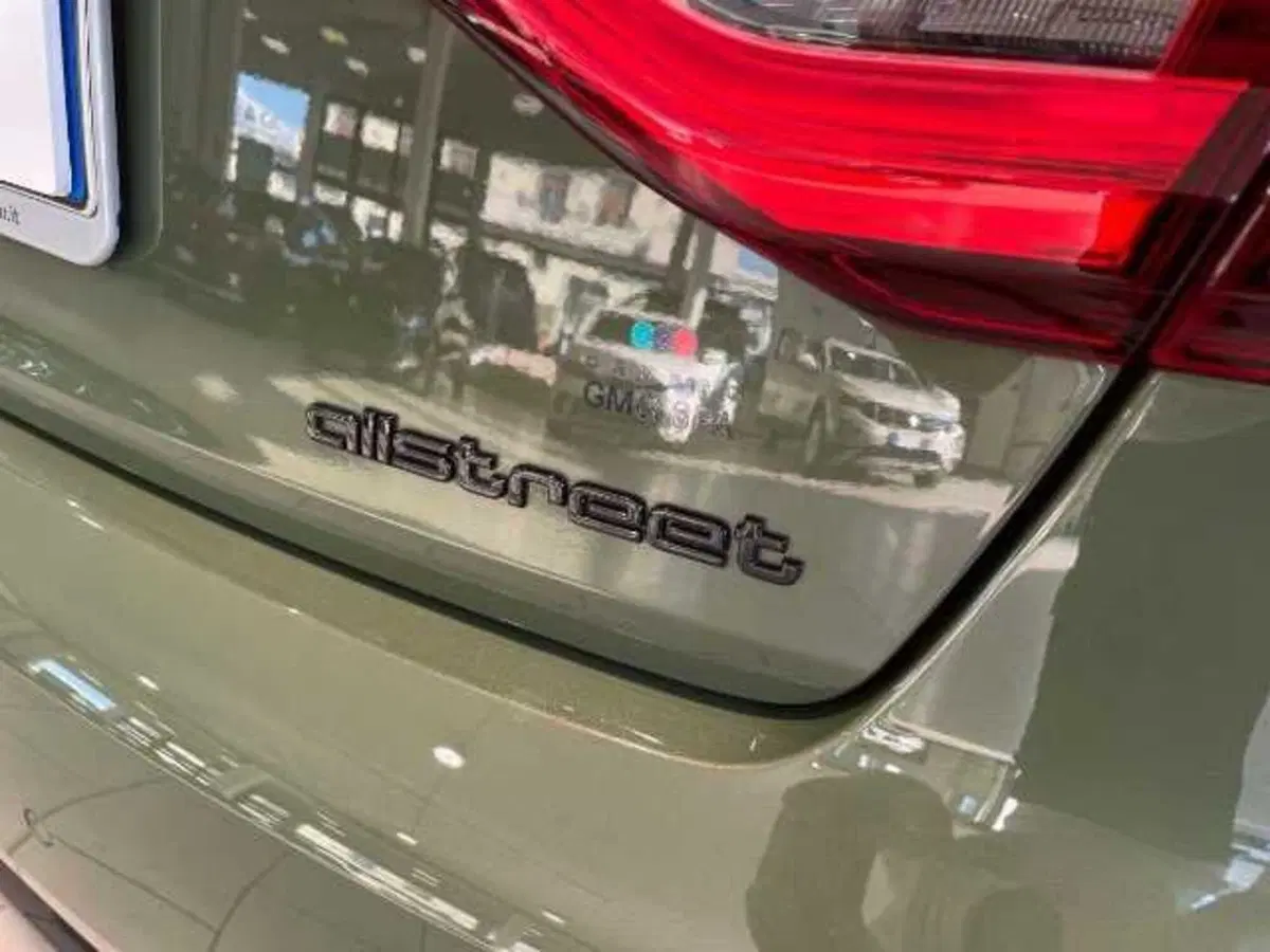Audi A1 allstreet usata a Pistoia (14)