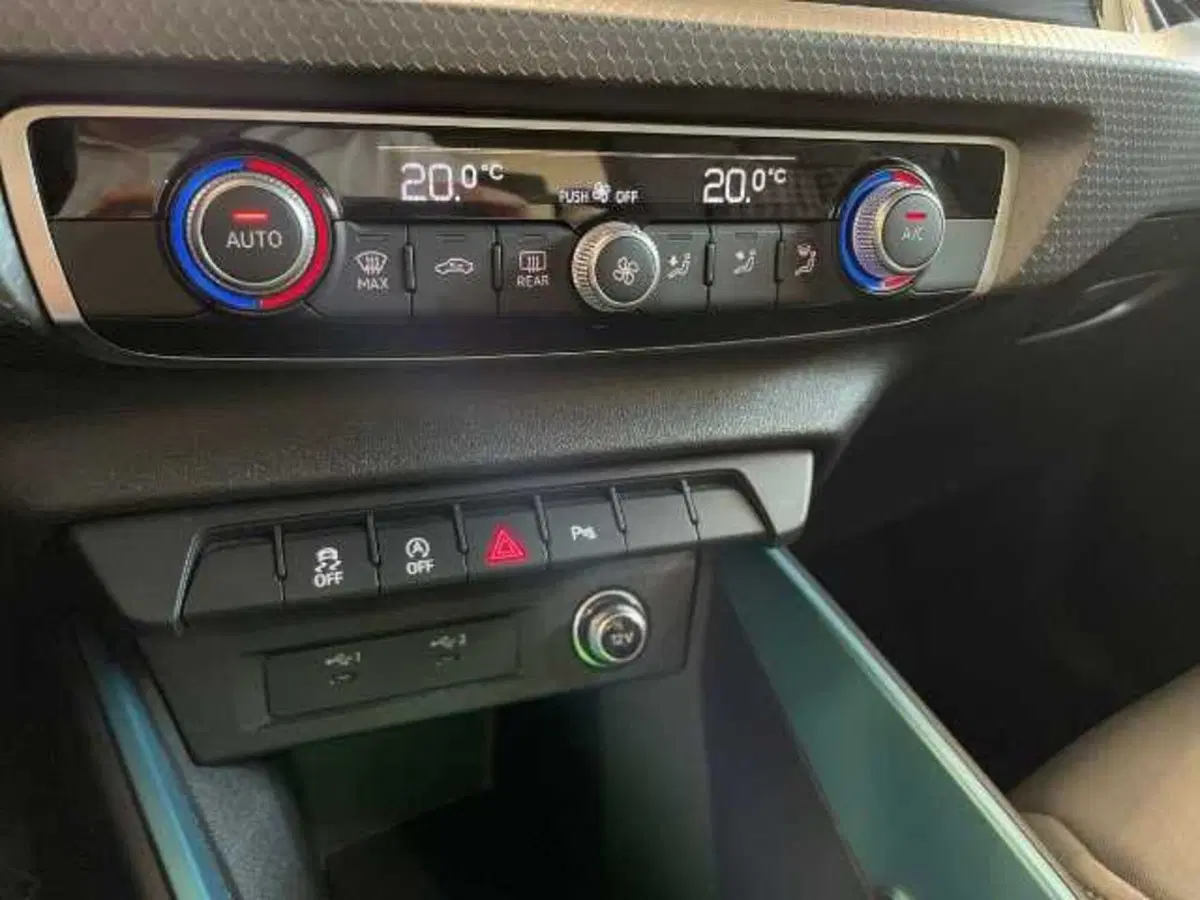 Audi A1 allstreet usata a Pistoia (9)
