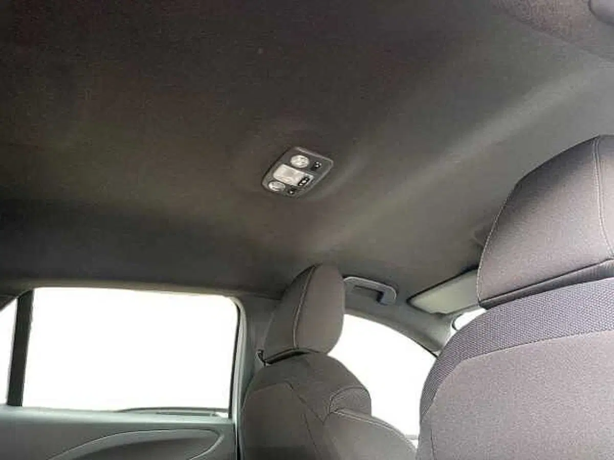 Opel Corsa nuova a Salerno (17)