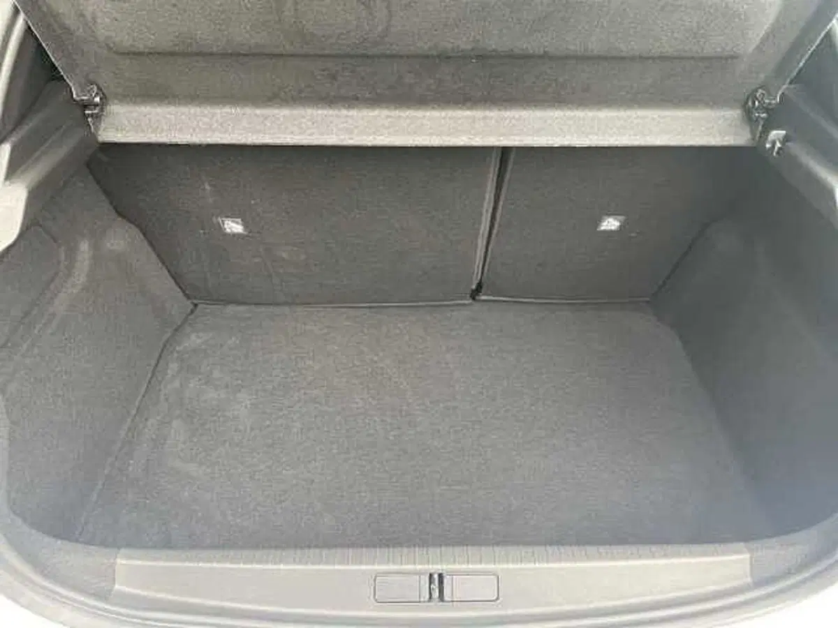 Opel Corsa nuova a Salerno (7)