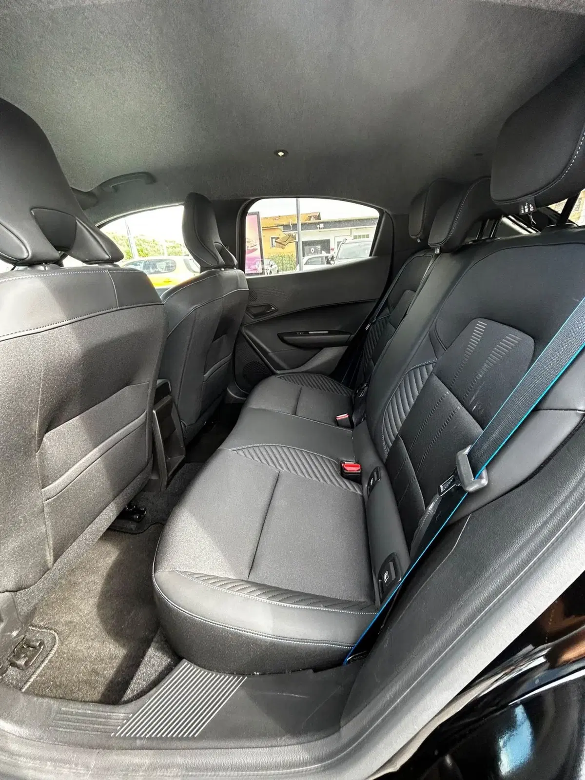 Renault Clio usata a Roma (7)