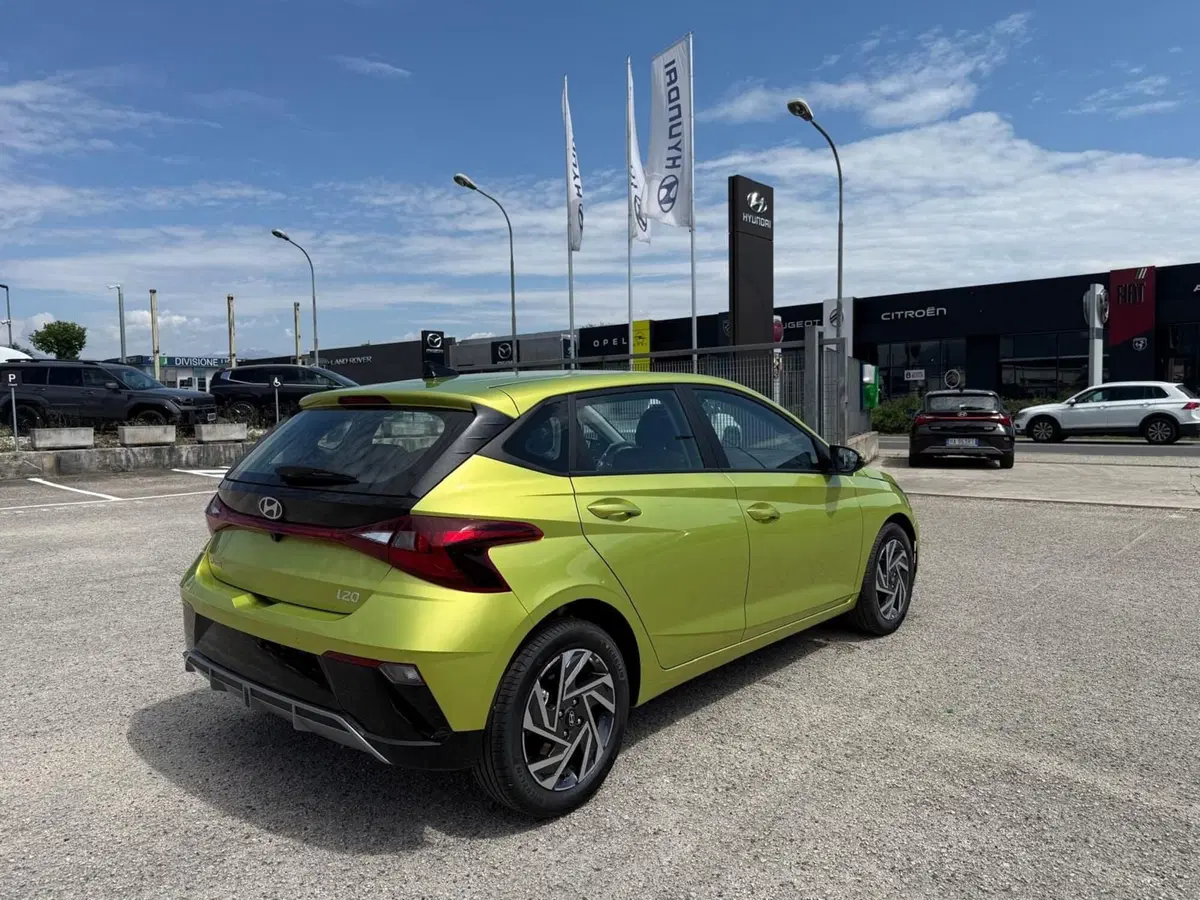 Hyundai i20 nuova a Frosinone (6)