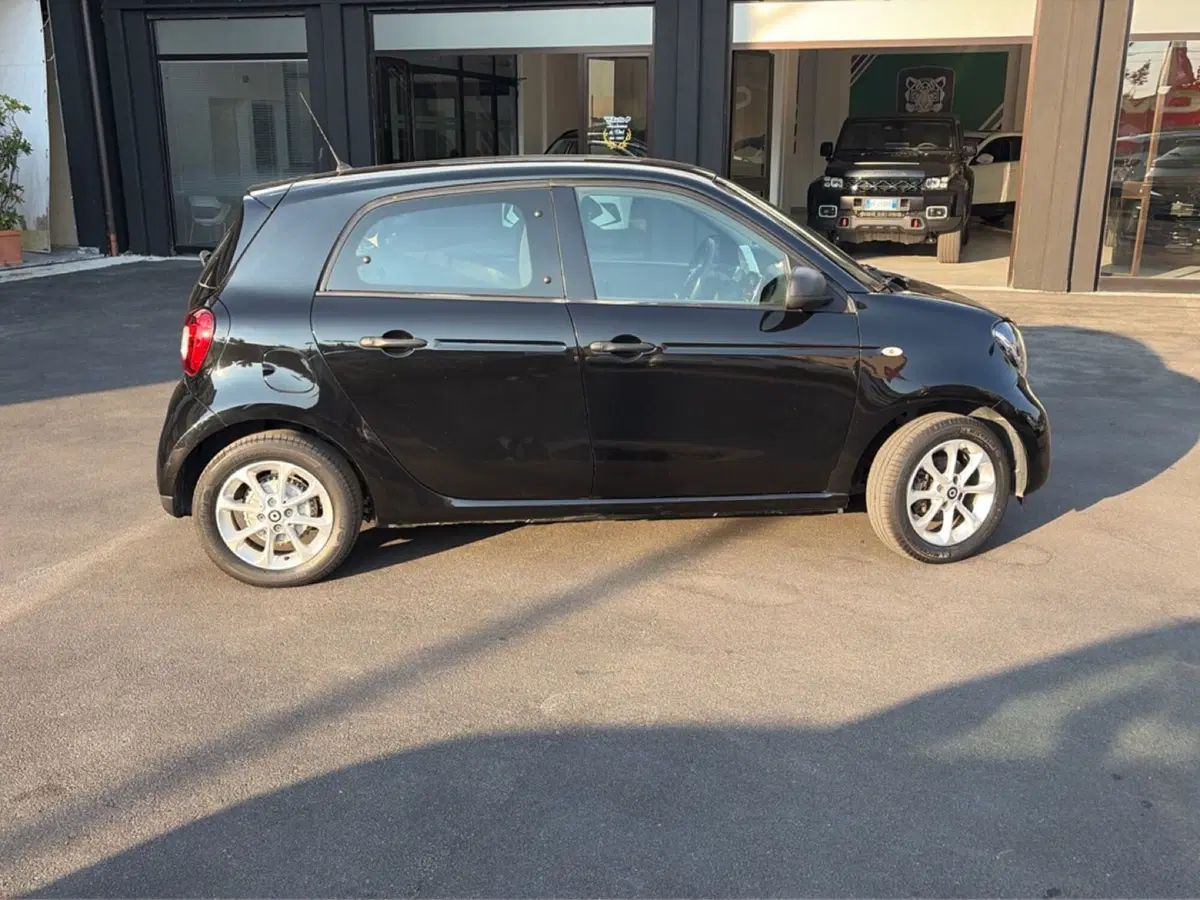smart forfour usata a Lucca (6)