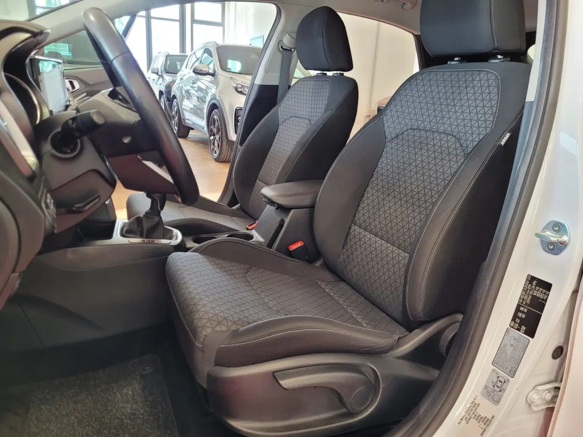 Kia XCeed usata a Rimini (10)