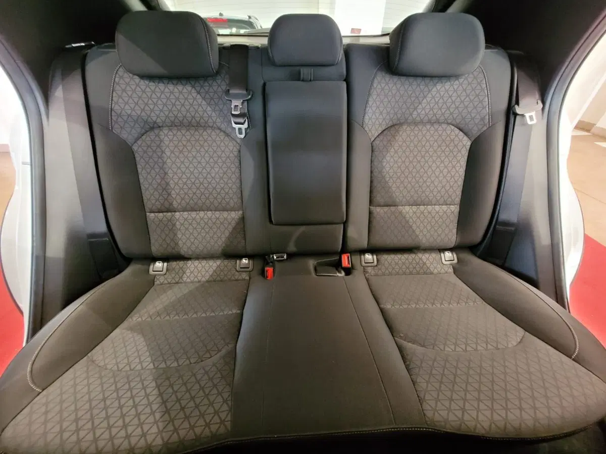 Kia XCeed usata a Rimini (12)