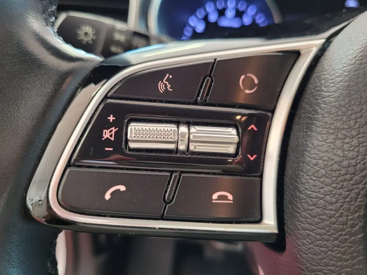Kia XCeed usata a Rimini (15)
