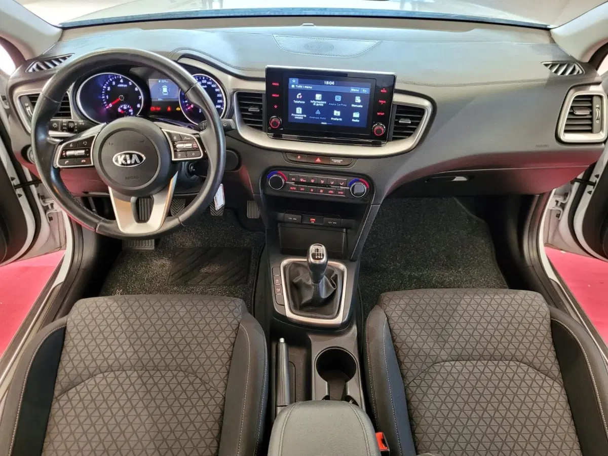 Kia XCeed usata a Rimini (8)